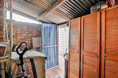 Townhouse sold in Witfield, Boksburg - P177459