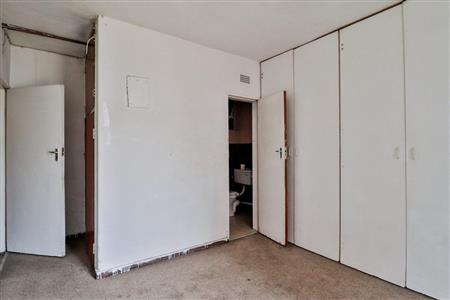 Apartment for sale in Kempton Park Central, Kempton Park - P359133