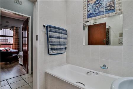 House under offer in Benoni West, Benoni - P426196