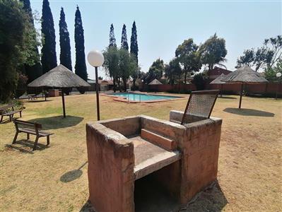 Townhouse sold in Witfield, Boksburg - P873493
