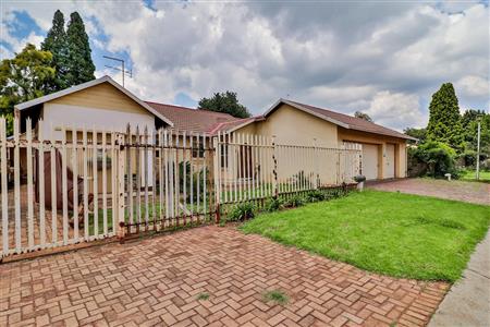 House sold in Brentwood Park, Benoni - P362138