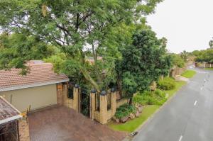 House Under Offer in Farrarmere Benoni - P267121