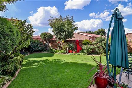 Townhouse for sale in Northmead, Benoni - P959772