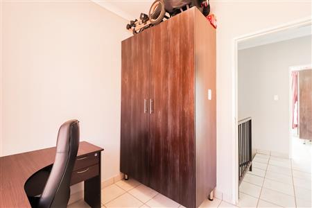Townhouse for sale in Crystal Park, Benoni - P848227
