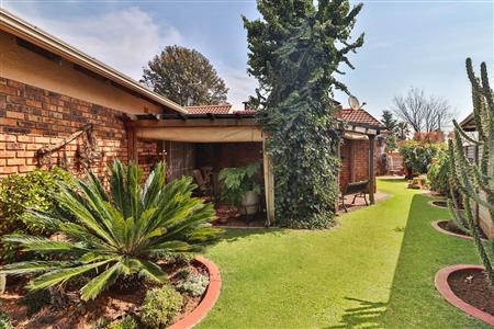 House for sale in Crystal Park, Benoni - P338624