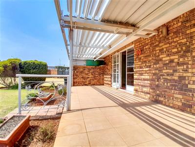 Townhouse for sale in Brentwood Park, Benoni - P338856