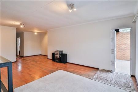 Apartment for sale in Rynfield, Benoni - P391542