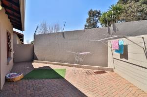 Townhouse for sale in Hughes, Boksburg - P314548