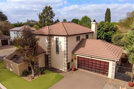 House Under Offer in Rynfield Benoni - P799378