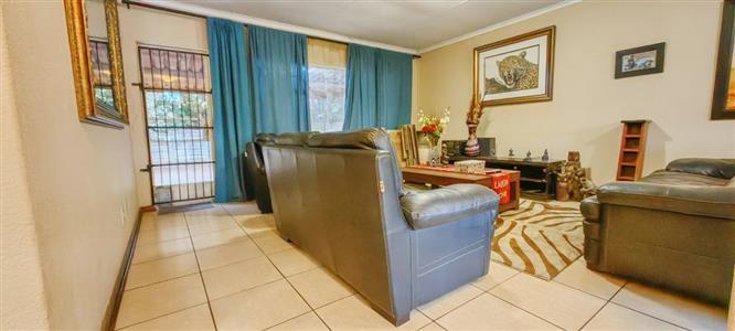 House For Sale in Crystal Park, Benoni - P218932