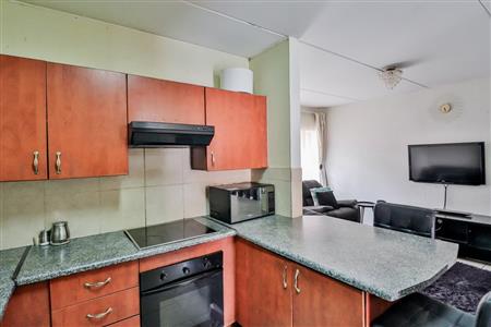 Apartment For Sale in Comet, Boksburg - P712336