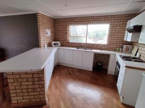 Flat let - House Under Offer in Woodmere Germiston - P624284