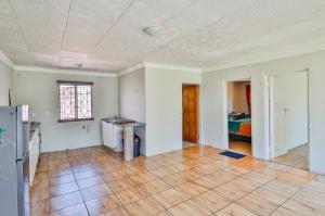 House For Sale in Rondebult, Germiston - P526251