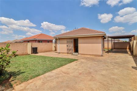 House For Sale in Crystal Park, Benoni - P144818