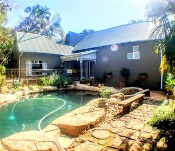 Pool Area - House For Sale in Annlin, Pretoria - P836549