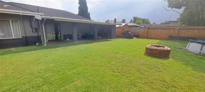 House For Sale in Airfield, Benoni - P245459