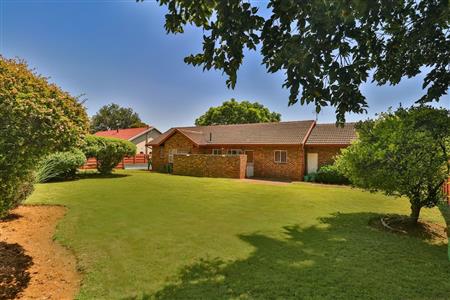 House For Sale in Norkem Park, Kempton Park - P974652