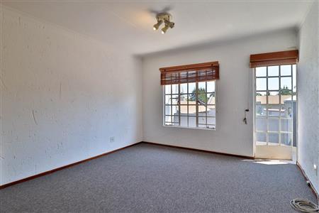 Apartment For Sale in Bartlett, Boksburg - P991973