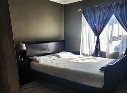 Townhouse For Sale in Brentwood Park AH, Kempton Park - P597352