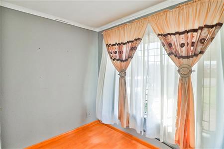 House For Sale in Esther Park Kempton Park Gauteng - P439238