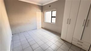 Bedroom with bic - Cottage To Rent in Klisserville Kimberley - P1305085