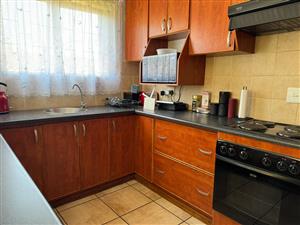 Townhouse To Rent in Hillcrest Kimberley - P1462210