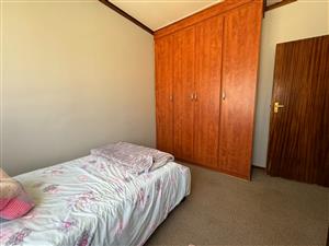 Townhouse To Rent in Hillcrest Kimberley - P1462210