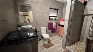 Studio Apartment To Rent in El Toro Park Kimberley - P1472517