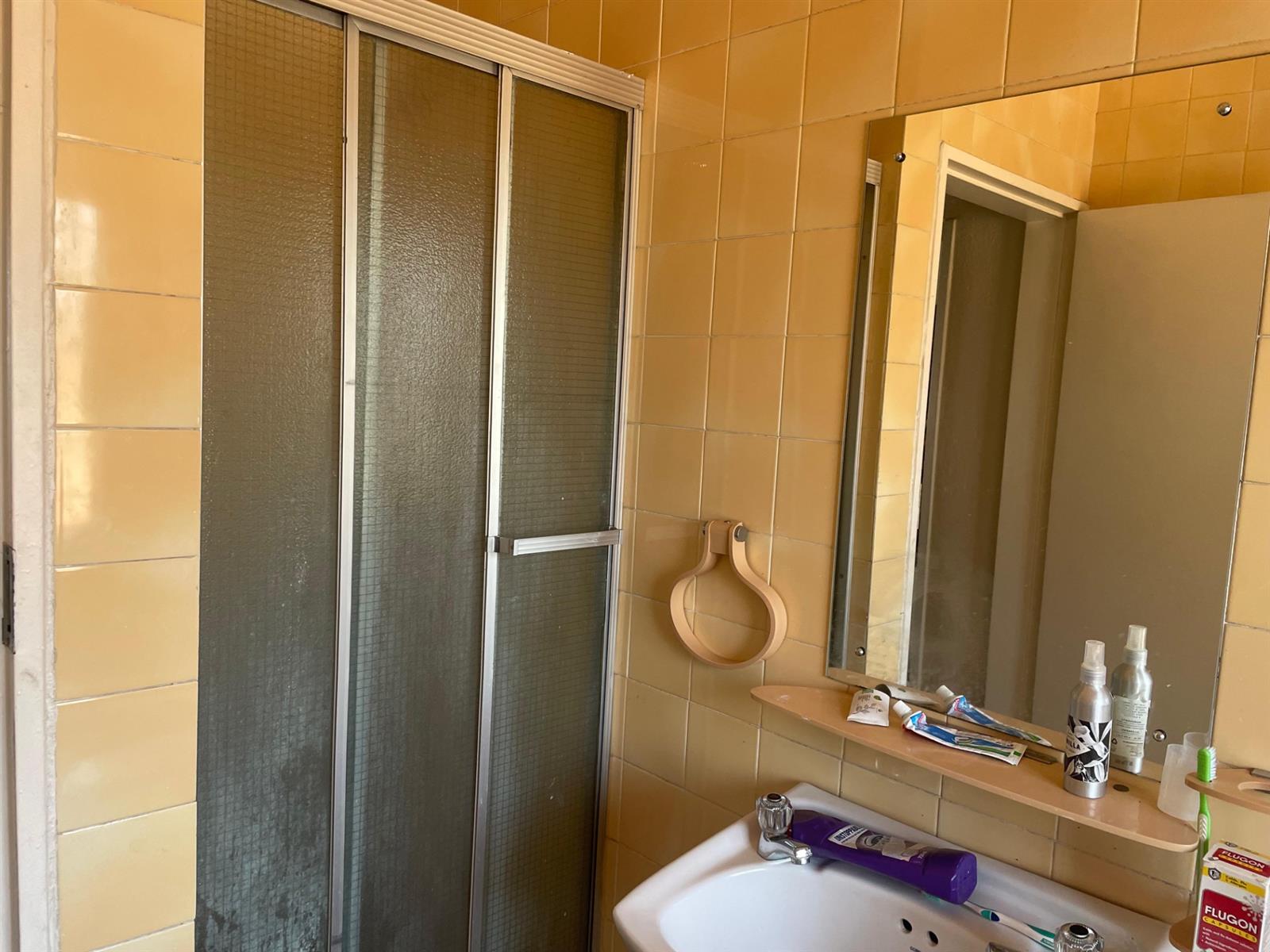 Duplex for sale in Lyndhurst, Johannesburg, 175 m²