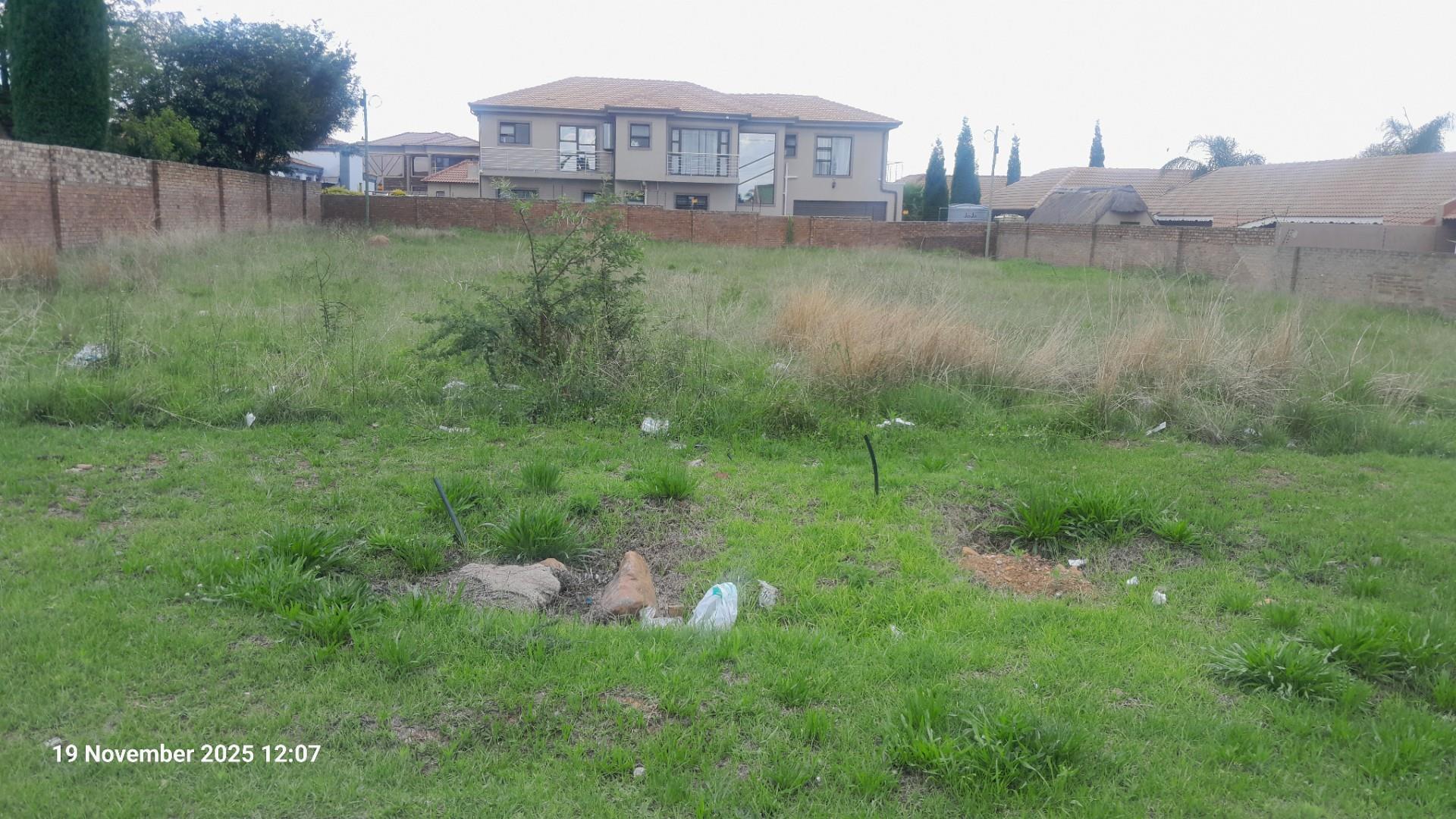 Vacant Land for sale in Reyno Ridge, Witbank, 1350 m²
