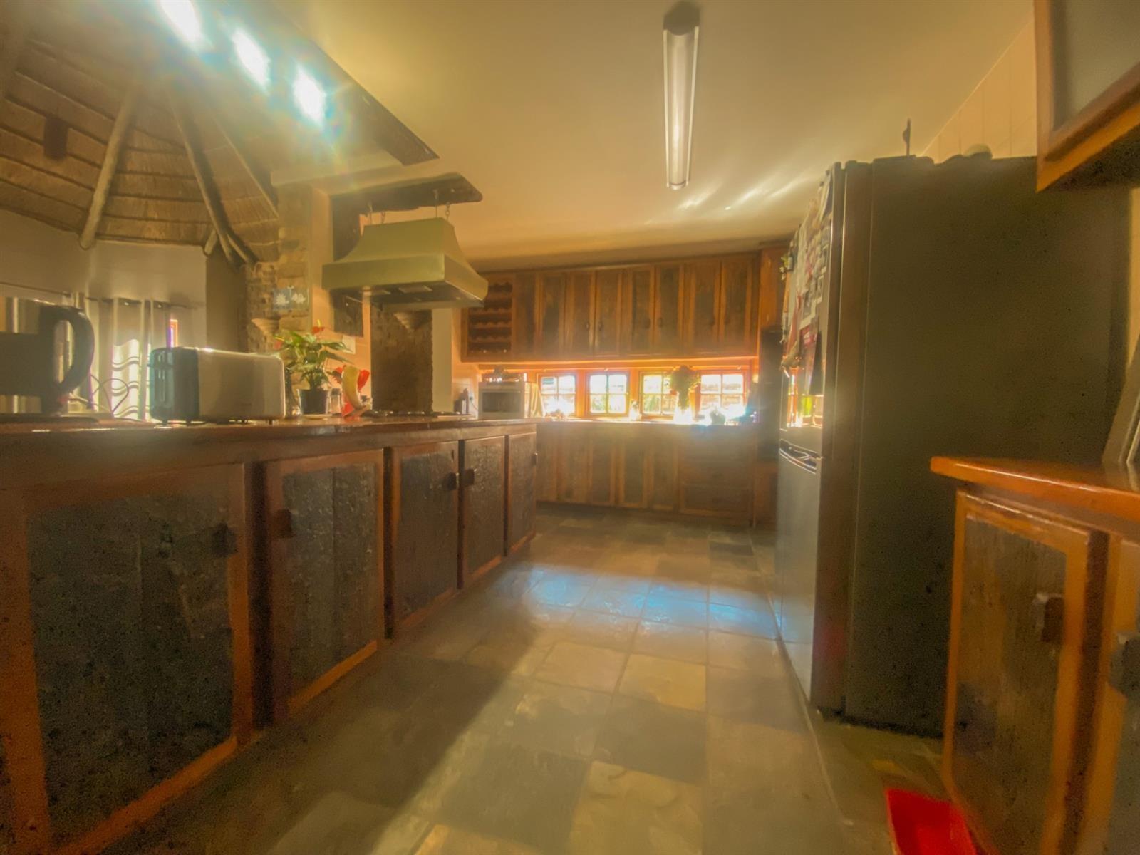 House for sale in Moreleta Park, Pretoria, 202 m²