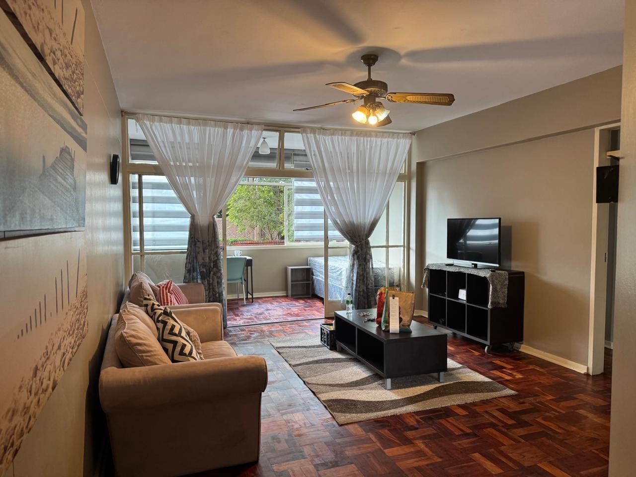 Apartment for rent in Pretoria Central, Pretoria, 10 KANGELANI, RE (1st floor), KANGELANI, 430 Sisulu Street, Pretoria Central, Pretoria, Gauteng, 82 m²