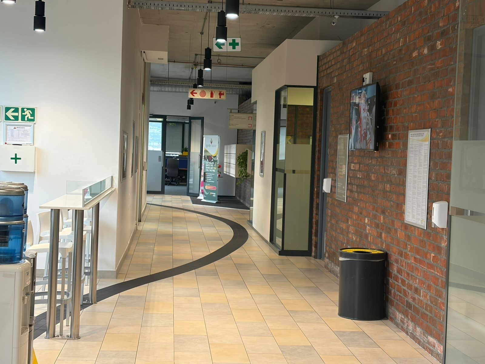 Office for rent in Woodstock, Cape Town, 40 SEARLE STREET, Woodstock, Cape Town, Western Cape, 3554 m²