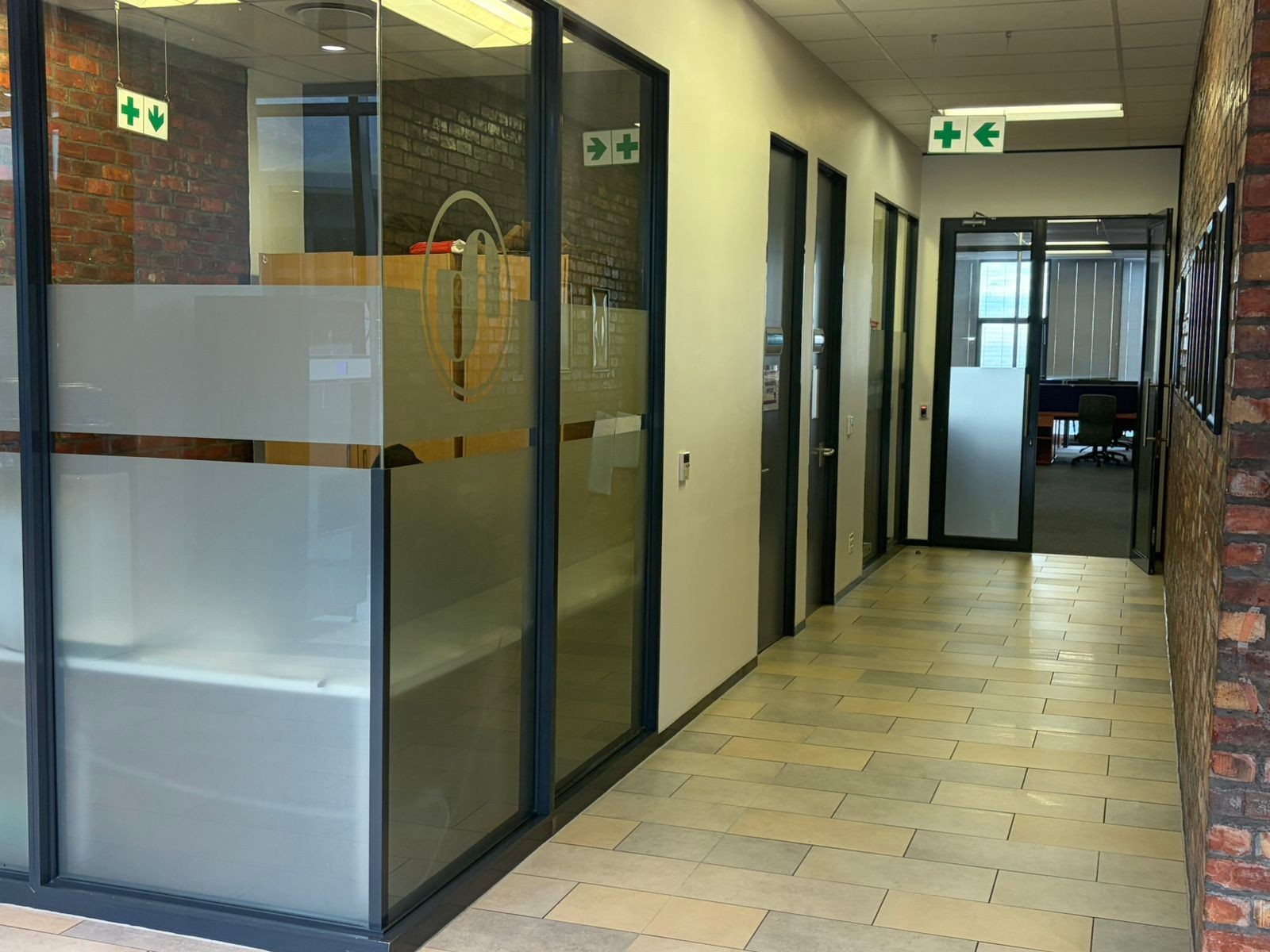 Office for rent in Woodstock, Cape Town, 40 SEARLE STREET, Woodstock, Cape Town, Western Cape, 3554 m²