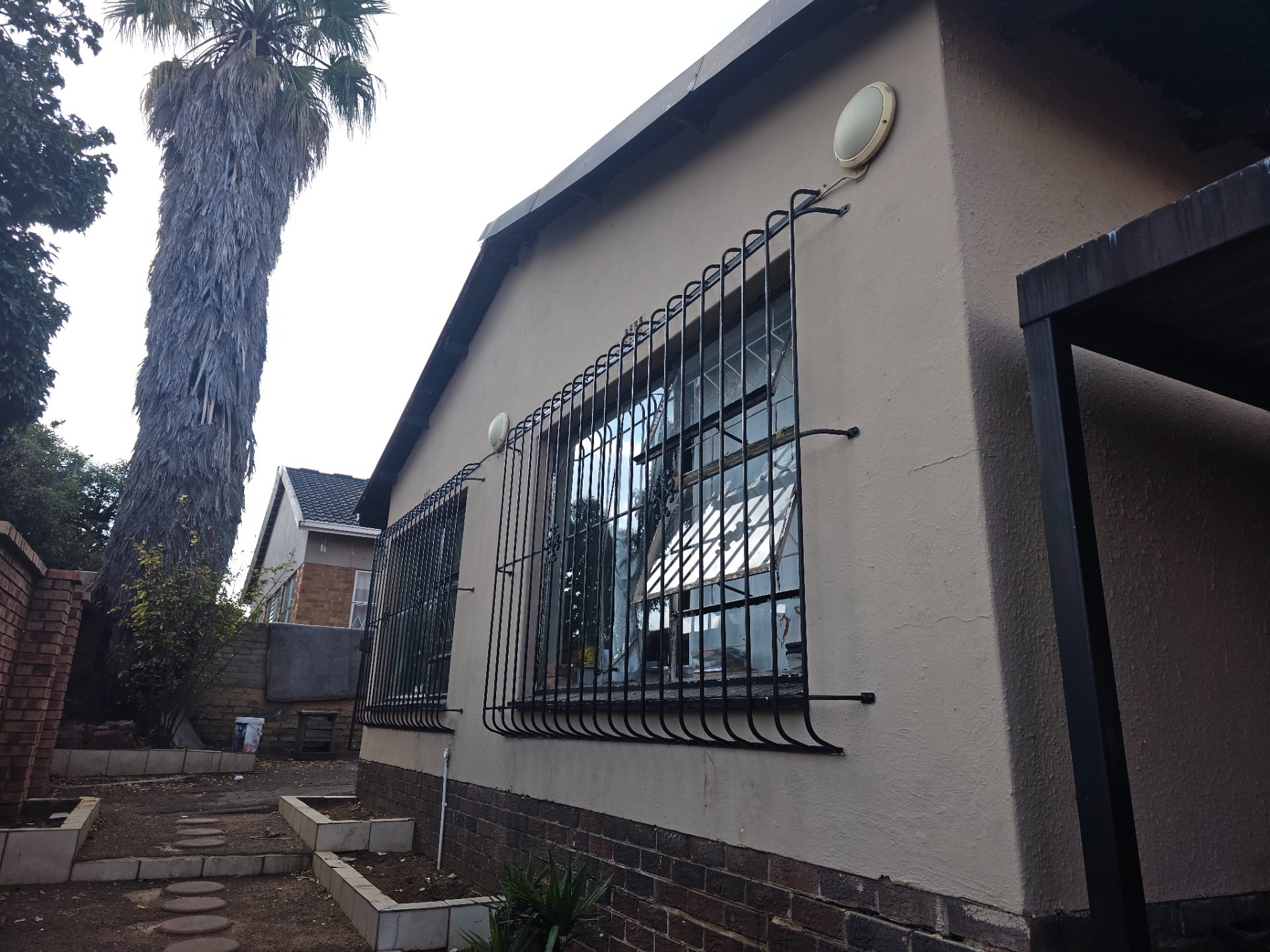 House for sale in Sophiatown, Johannesburg, 494 m²