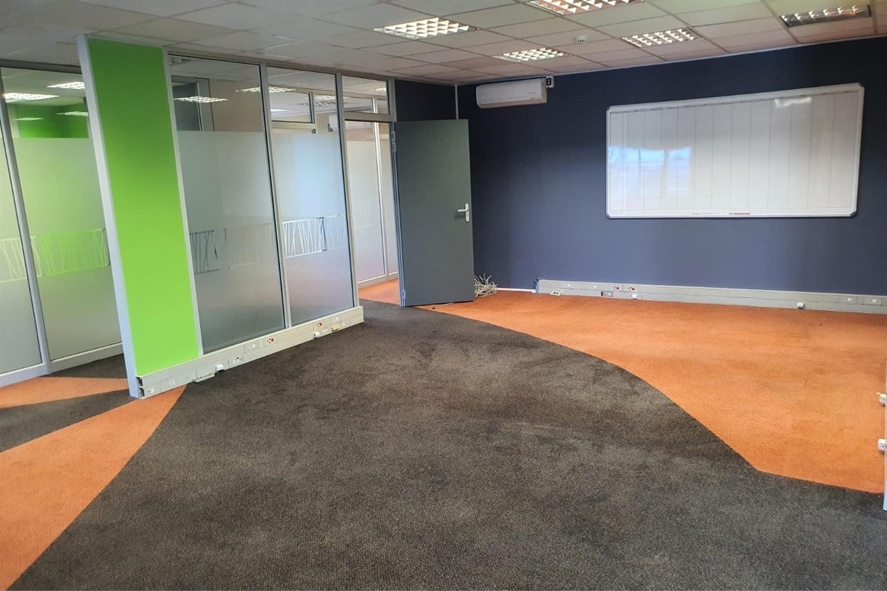 Office for sale in Newton Park, Port Elizabeth, 56 Mangold Street, Newton Park, Port Elizabeth, Eastern Cape, 680 m²