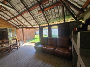 House For Sale in Flora Park with Borehole (no municipal water used), Polokwane - P1612411