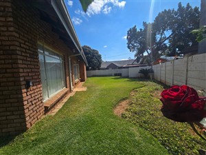 House For Sale in Flora Park with Borehole (no municipal water used), Polokwane - P1612411