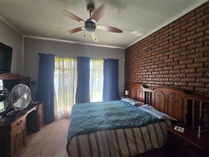 House For Sale in Flora Park with Borehole (no municipal water used), Polokwane - P1612411