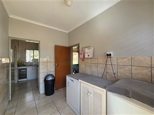 House For Sale in Flora Park with Borehole (no municipal water used), Polokwane - P1612411