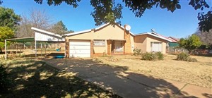 4-Bedroom Home with Great Potential! - P1613084