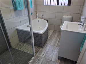 House For Sale in Island View, Mossel Bay - P1619758