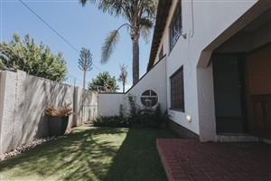 Apartment For Sale in Greenhills, Randfontein - P1621005