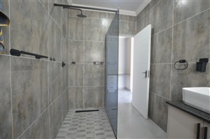 House For Sale in Island View, Mossel Bay - P1621305
