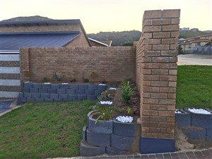 House For Sale in Island View, Mossel Bay - P1621305