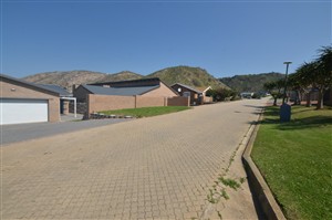 House For Sale in Island View, Mossel Bay - P1621305
