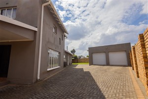 House For Sale in Culemborg Park, Randfontein - P1620978
