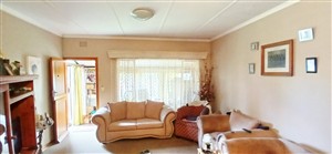 Secure 2-Bedroom Town House in a Sought-After Development! - P1623894