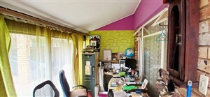 Secure 2-Bedroom Town House in a Sought-After Development! - P1623894