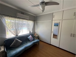 House For Sale in Verwoerdpark Kimberley Northern Cape - P1625778